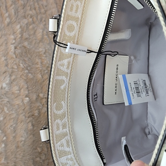 Marc Jacobs Cream Tote with Guitar Strap NWT - Picture 8 of 8